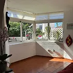Lägenhet Cosy Ocean View & Garden