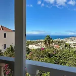 Cosy Ocean View & Garden